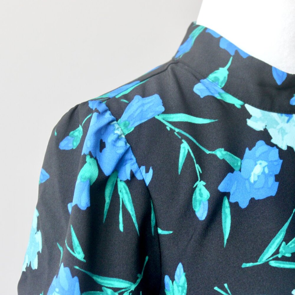 J. Crew Blue Black Floral Short-Sleeve Mock-Neck Whimsigoth Blouse Extra Small - Picture 5 of 10